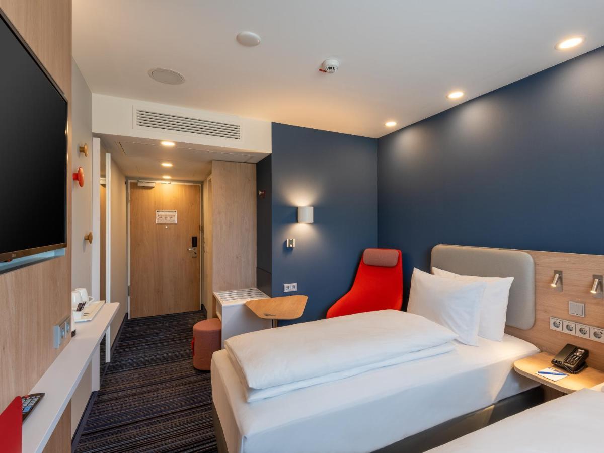 Holiday Inn Express - Hamburg South A7-As42 By Ihg 에게슈토르프 외부 사진