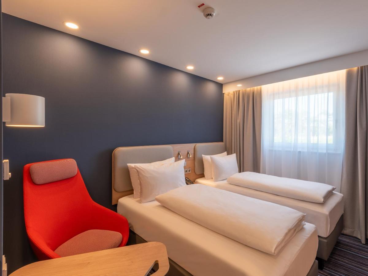 Holiday Inn Express - Hamburg South A7-As42 By Ihg 에게슈토르프 외부 사진