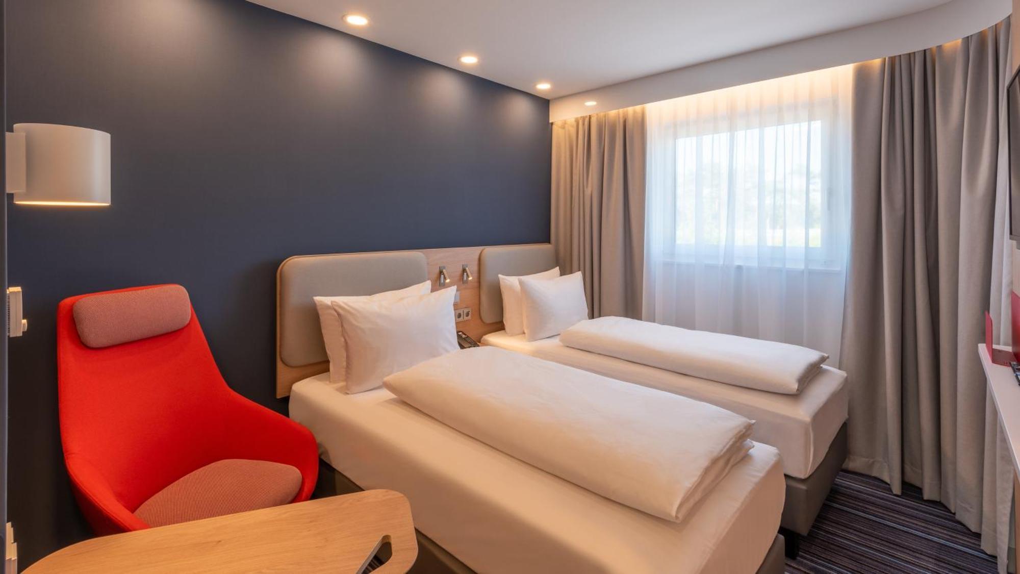 Holiday Inn Express - Hamburg South A7-As42 By Ihg 에게슈토르프 외부 사진