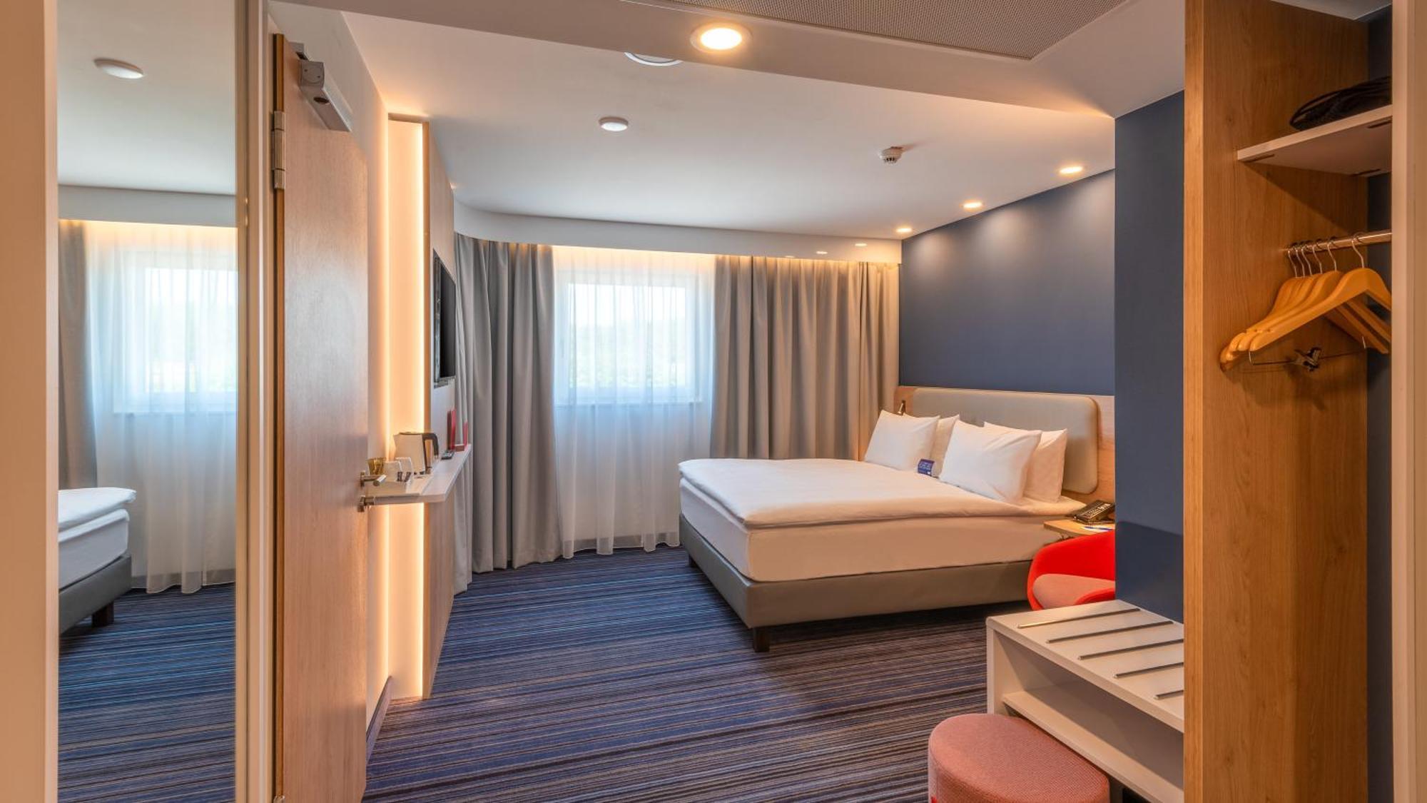 Holiday Inn Express - Hamburg South A7-As42 By Ihg 에게슈토르프 외부 사진