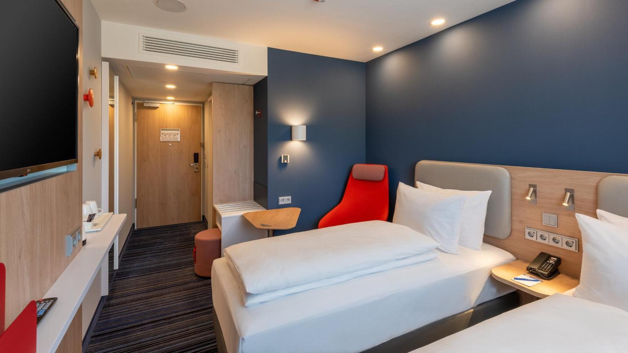Holiday Inn Express - Hamburg South A7-As42 By Ihg 에게슈토르프 외부 사진