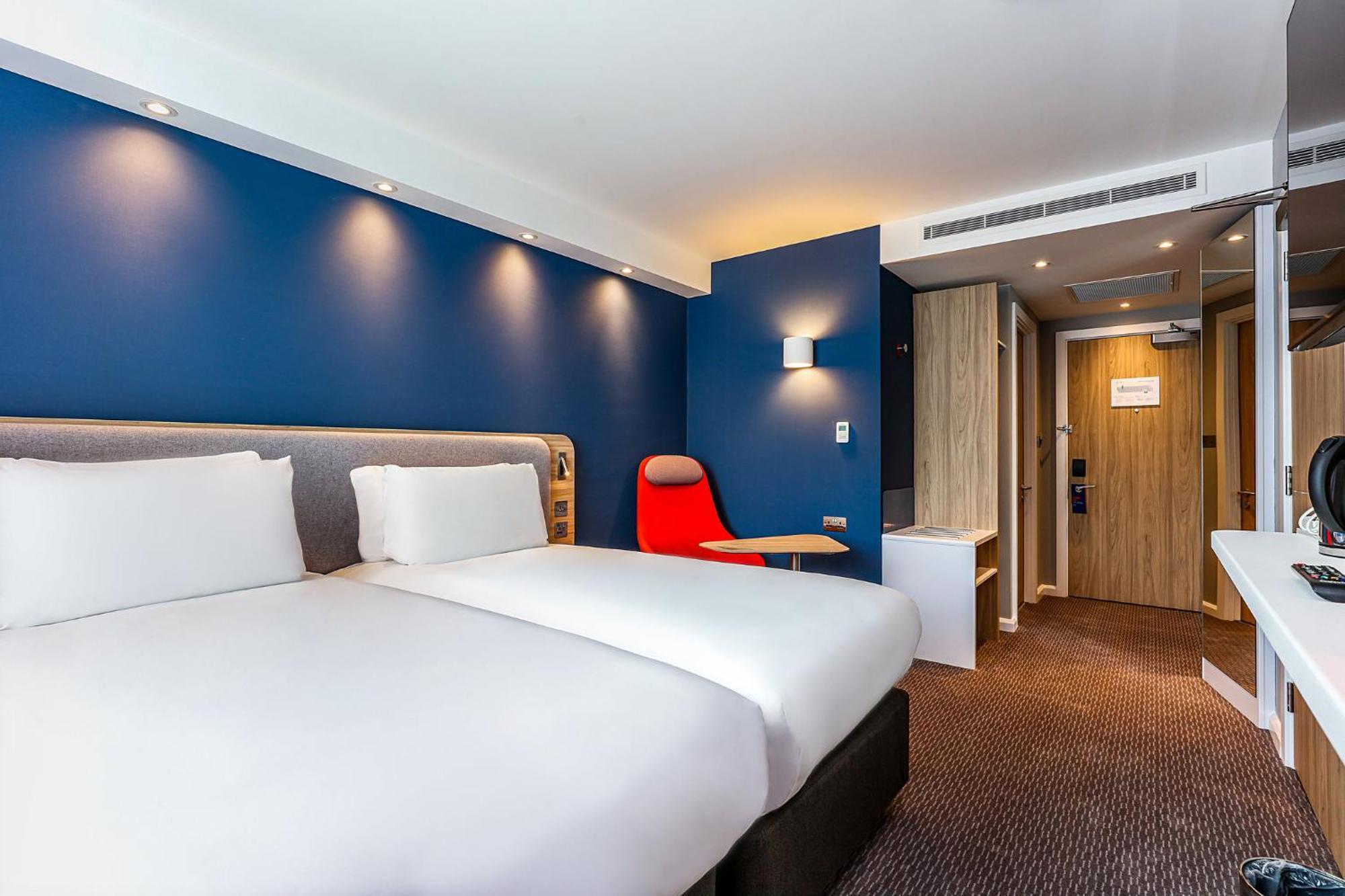 Holiday Inn Express - Hamburg South A7-As42 By Ihg 에게슈토르프 외부 사진