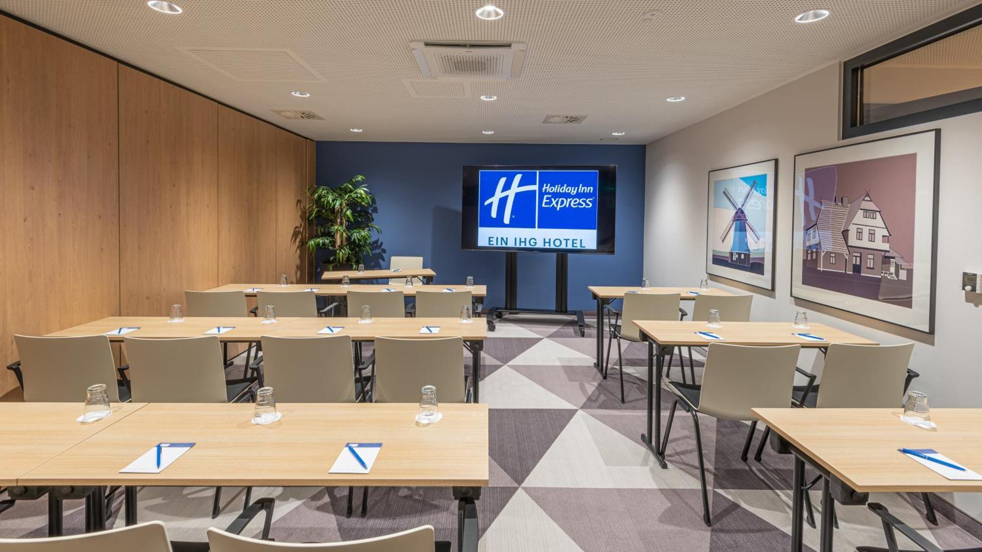 Holiday Inn Express - Hamburg South A7-As42 By Ihg 에게슈토르프 외부 사진